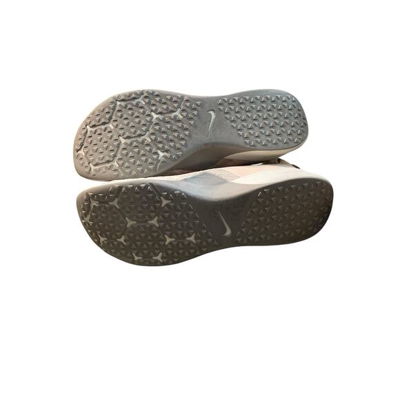 NIKE Foundation Elite TR Women 8 Particle Beige Pink White AJ8154 200 - Picture 6 of 6